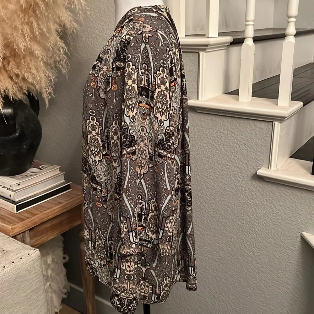 Sejour Abstract Pattern Long Sleeve Blouse Top - Picture 4 of 7